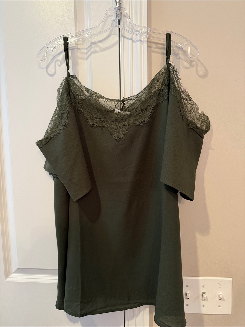 Chic Soul Olive Green Lace Trim Cold-Shoulder Camisole